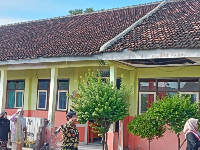 MEMPERINGATI HARI LAHIR R.A KARTINI
